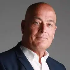 [צחי קווטינסקי]